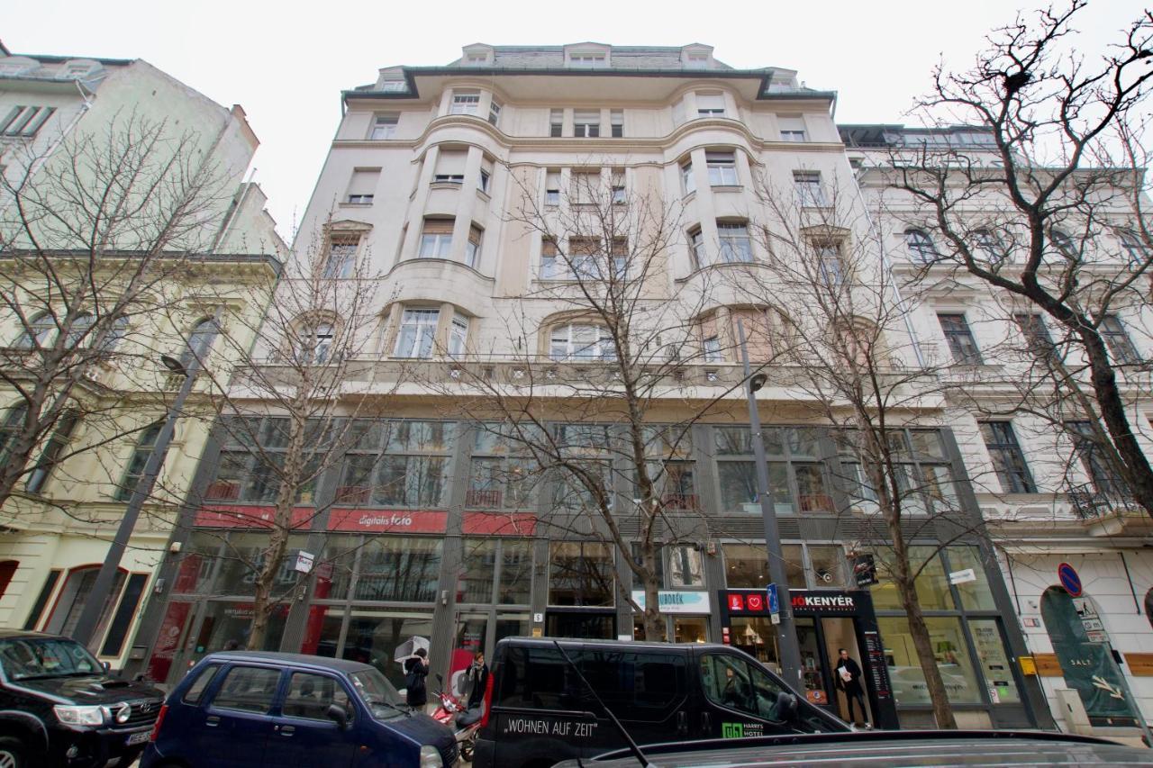 Standard Apartment By Hi5 - Kecskemeti Street Suite Budapest Exterior photo